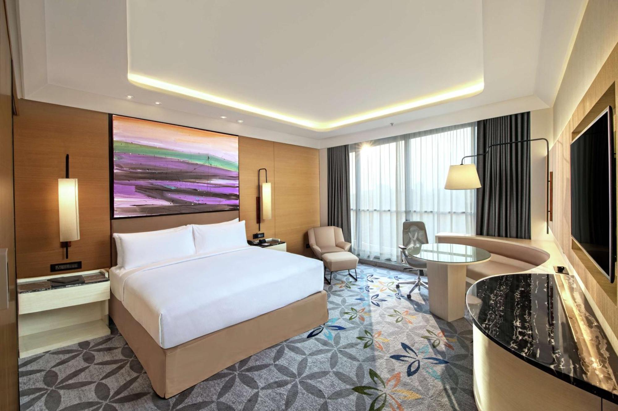 Doubletree By Hilton Ahmedabad Hotel Exterior foto