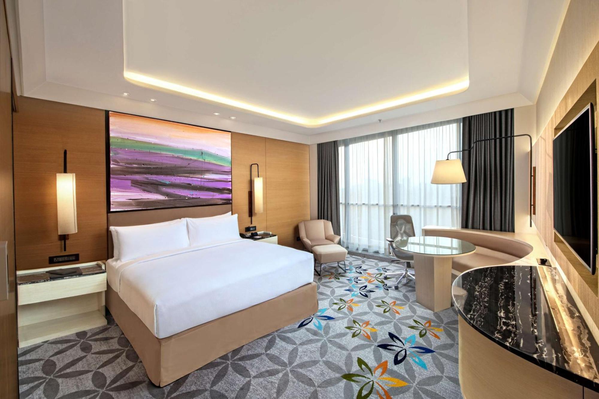 Doubletree By Hilton Ahmedabad Hotel Exterior foto
